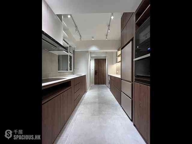 Wan Chai - Linfond Mansion 06