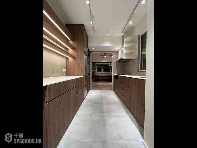 Wan Chai - Linfond Mansion 12