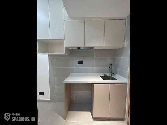 Sai Wan Ho - 239, Shau Kei Wan Road 04