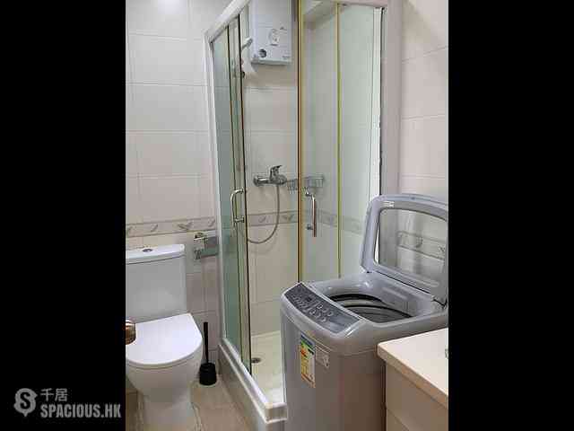 Wan Chai - Luckifast Building 04