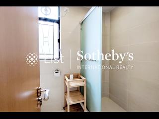 Mid Levels Central - Wealthy Heights 08