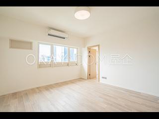 Mid Levels Central - St. Joan Court 05
