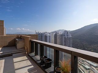 Tung Chung - The Visionary 03