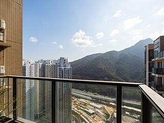 Tung Chung - The Visionary 15