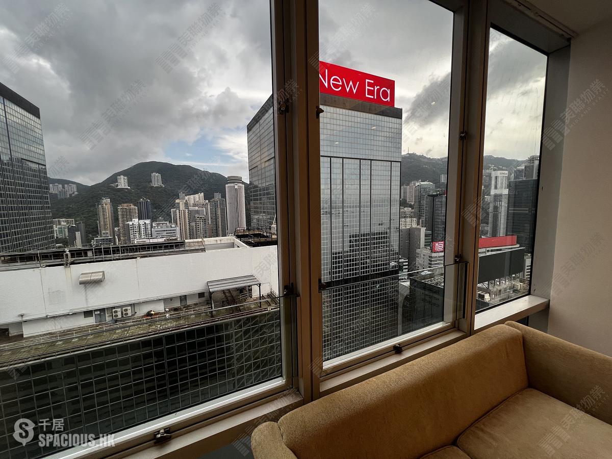 Wan Chai - Convention Plaza Apartments 01