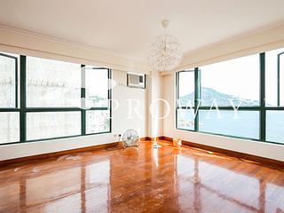 Stanley - Stanley Beach Villa 02
