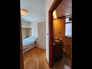 West Kowloon - Sorrento 04