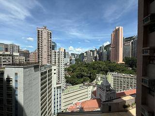 Mid Levels Central - Robinson Heights Block 3 06