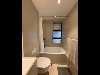 Mid Levels Central - Robinson Heights Block 3 10