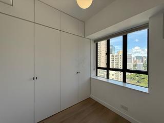 Mid Levels Central - Robinson Heights Block 3 13