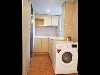Sai Ying Pun - Fook Moon Building 06