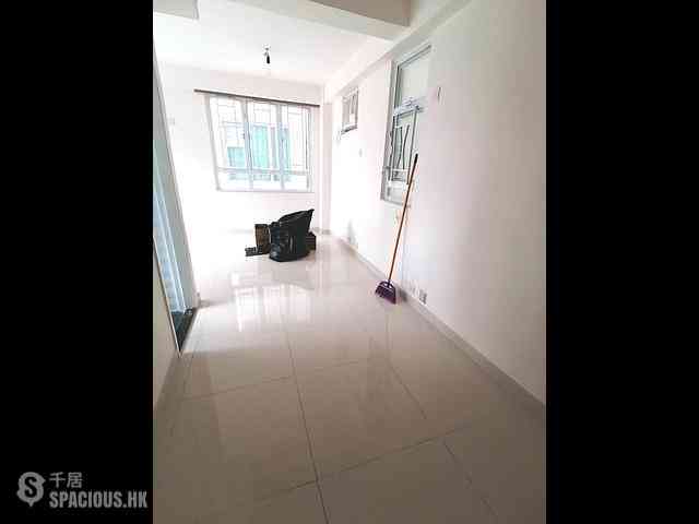 Kennedy Town - Smithfield Terrace Block B 01