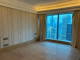 Mid Levels Central - Regence Royale Tower 1 08