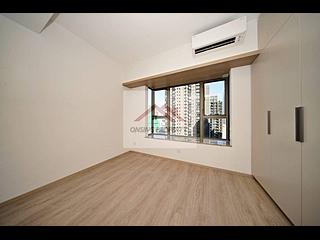 Mid Levels Central - Peach Blossom 03