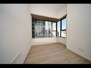 Mid Levels Central - Peach Blossom 04