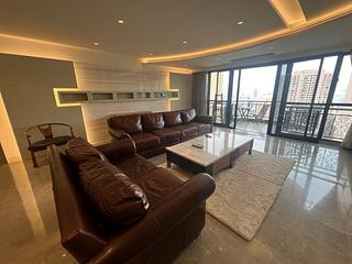 Mid Levels Central - Clovelly Court Block 1 05