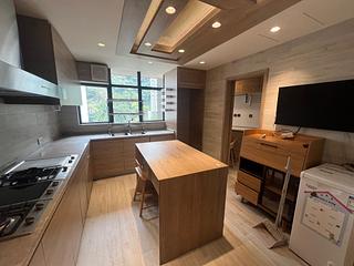 Mid Levels Central - Clovelly Court Block 1 15
