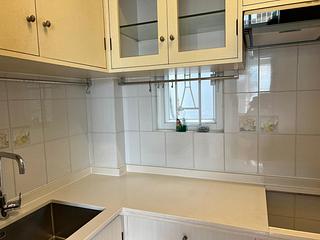 Causeway Bay - Bay View Mansion 12