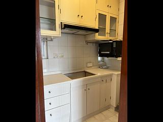 Causeway Bay - Bay View Mansion 13