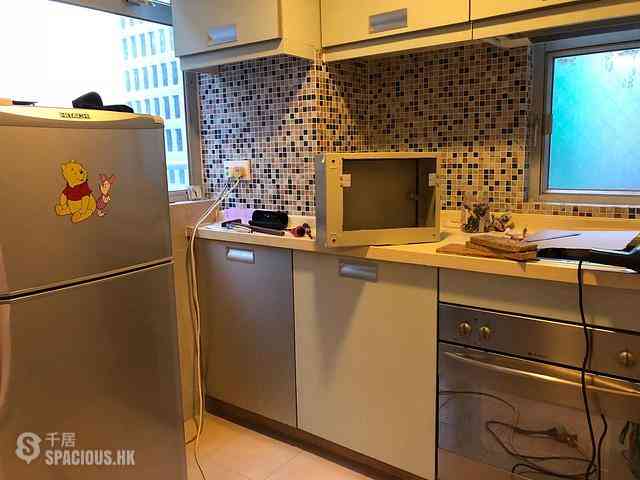 Wan Chai - Tonnochy Towers Block A 06
