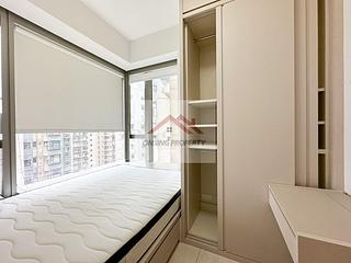 Sai Ying Pun - King's Hill 06