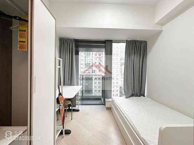 Shek Tong Tsui - Novum West 01