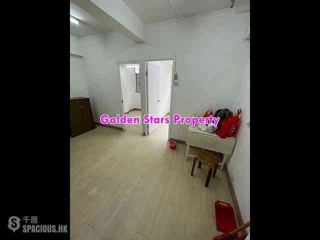Sai Ying Pun - Wah Po Building 05