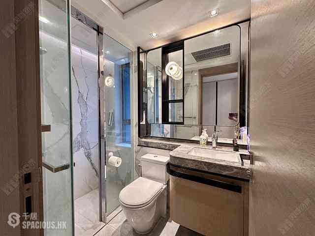 Pak Shek Kok - St Martin Phase 1 Tower 6 04