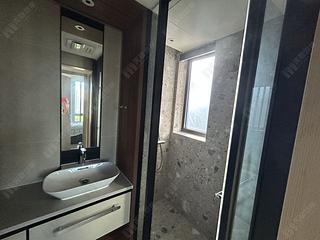 Tai Po - University Hill Phase 2A Marina Tower 5B 06