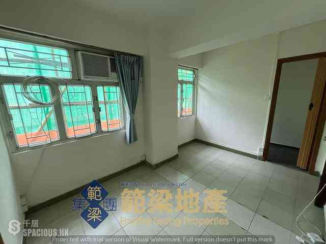 Mui Wo - Mui Wo Building 01