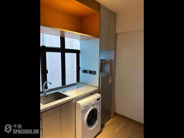 Kennedy Town - Hau Wo House 12