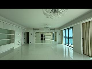 Cyberport - Residence Bel-Air Phase 2 South Tower Block 6 02