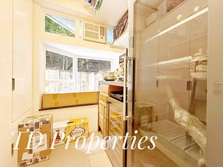 Happy Valley - Ventris Place 19