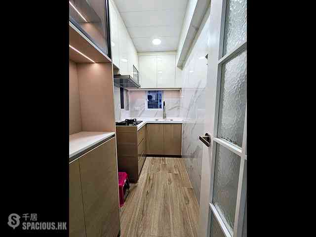 Causeway Bay - Wah Ying Building 05
