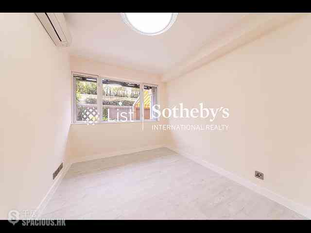 The Peak - Guildford Garden 10