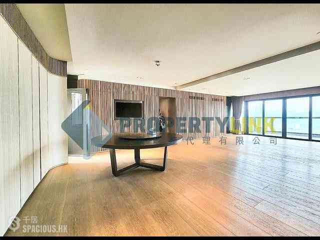 Mid Levels Central - Estoril Court 01
