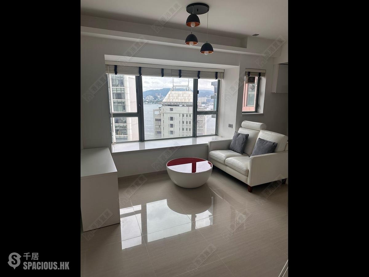 Sheung Wan - Queen's Terrace Block 1 01