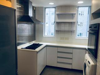 Mid Levels West - Chong Yuen 24