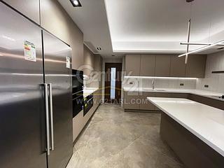 The Peak - Altadena House 11