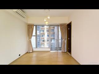 Sai Ying Pun - The Summa Block 1 07