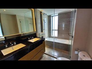 Sai Ying Pun - The Summa Block 1 11