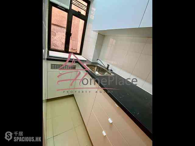 Sheung Wan - Kai Wah Building 05