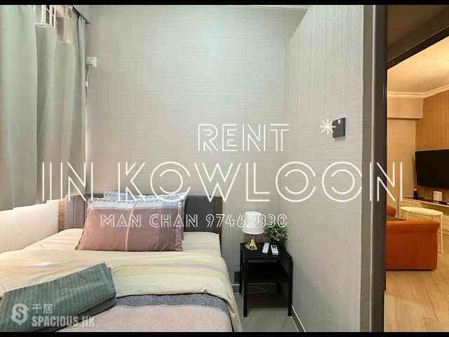 Mong Kok - Lee Kwan Building 08