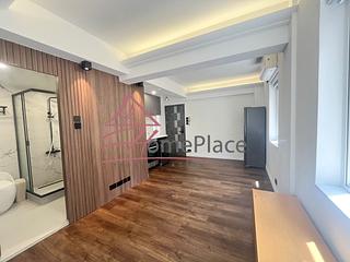 Sheung Wan - Luen Yick Building 03
