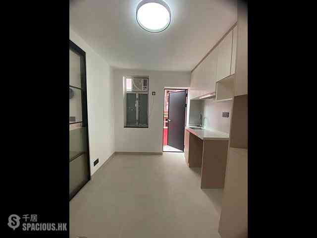 Sai Wan Ho - 239, Shau Kei Wan Road 04