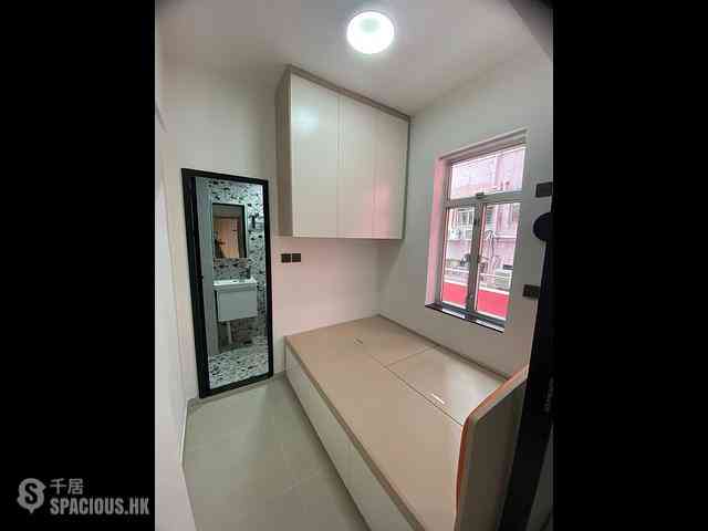 Sai Wan Ho - 239, Shau Kei Wan Road 07