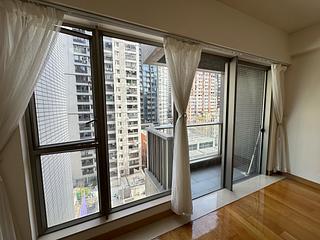 Sai Ying Pun - Island Crest Block 2 02