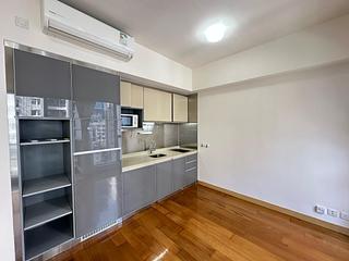 Sai Ying Pun - Island Crest Block 2 05