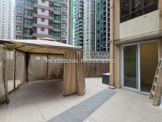 Mid Levels Central - Good View Court 02