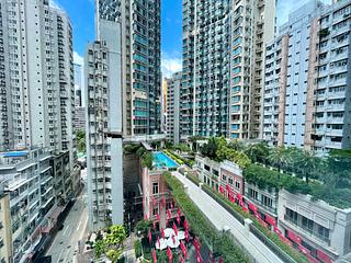 Wan Chai - The Avenue Phase 2 Block 2 10